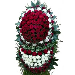 Ритуальный венок из живых цветов " Гран при "